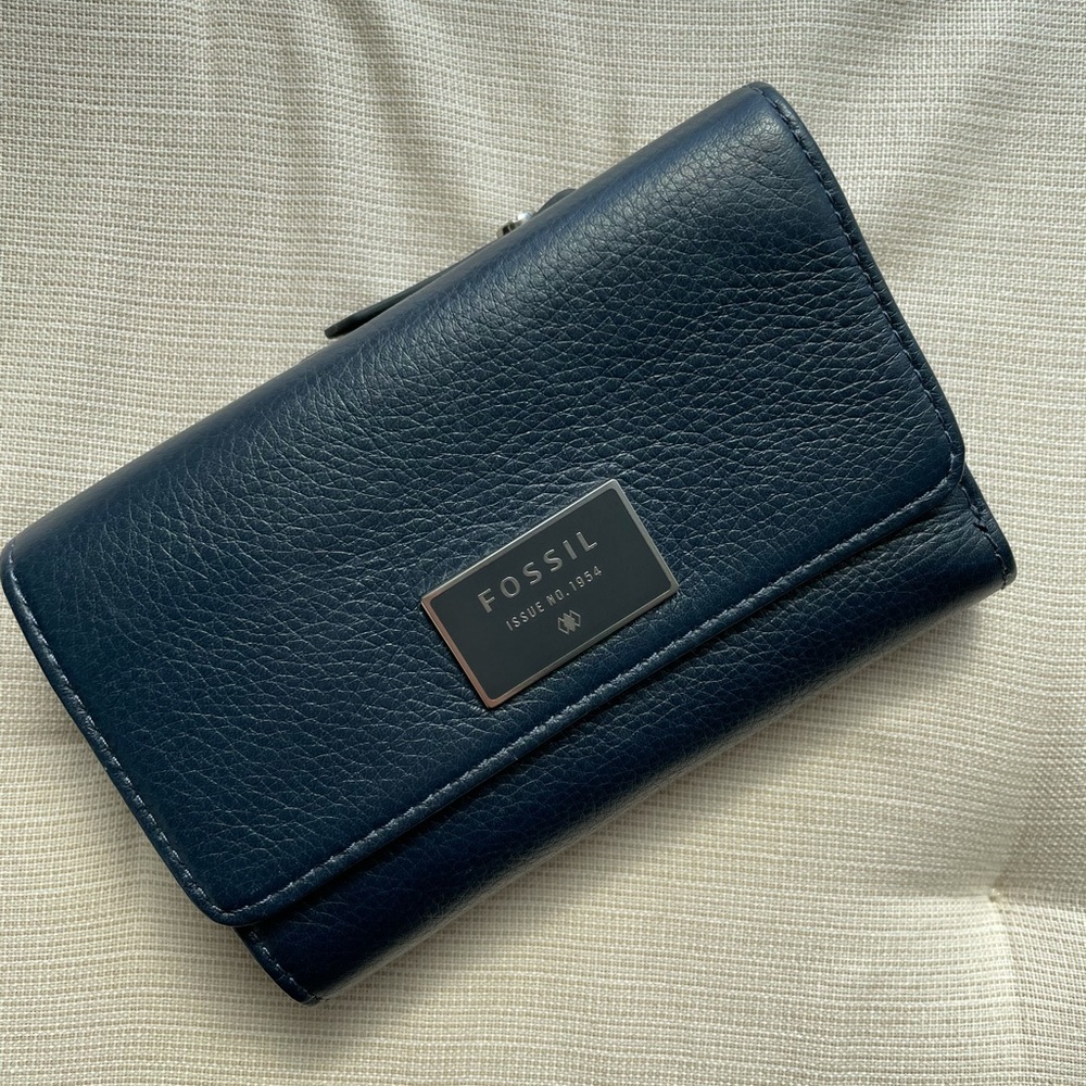 Fossil blue wallet 4 folds with coin zipper pouch